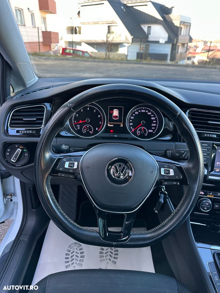 Volkswagen Golf 1.4 TSI BlueMotion Technology Cup - 24