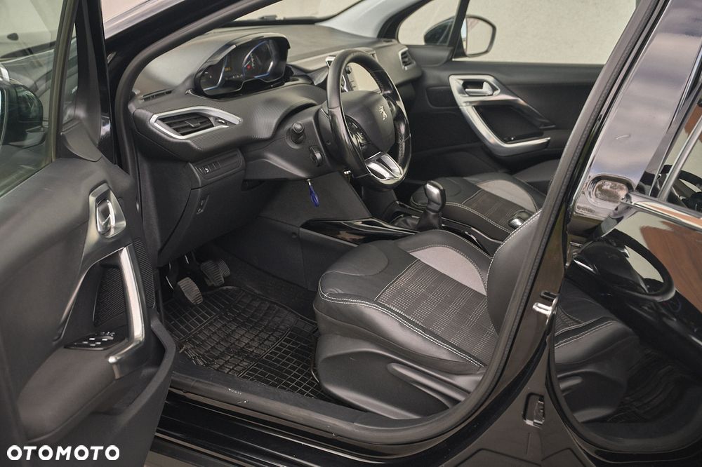 Peugeot 2008 1.6 BlueHDi Allure - 18