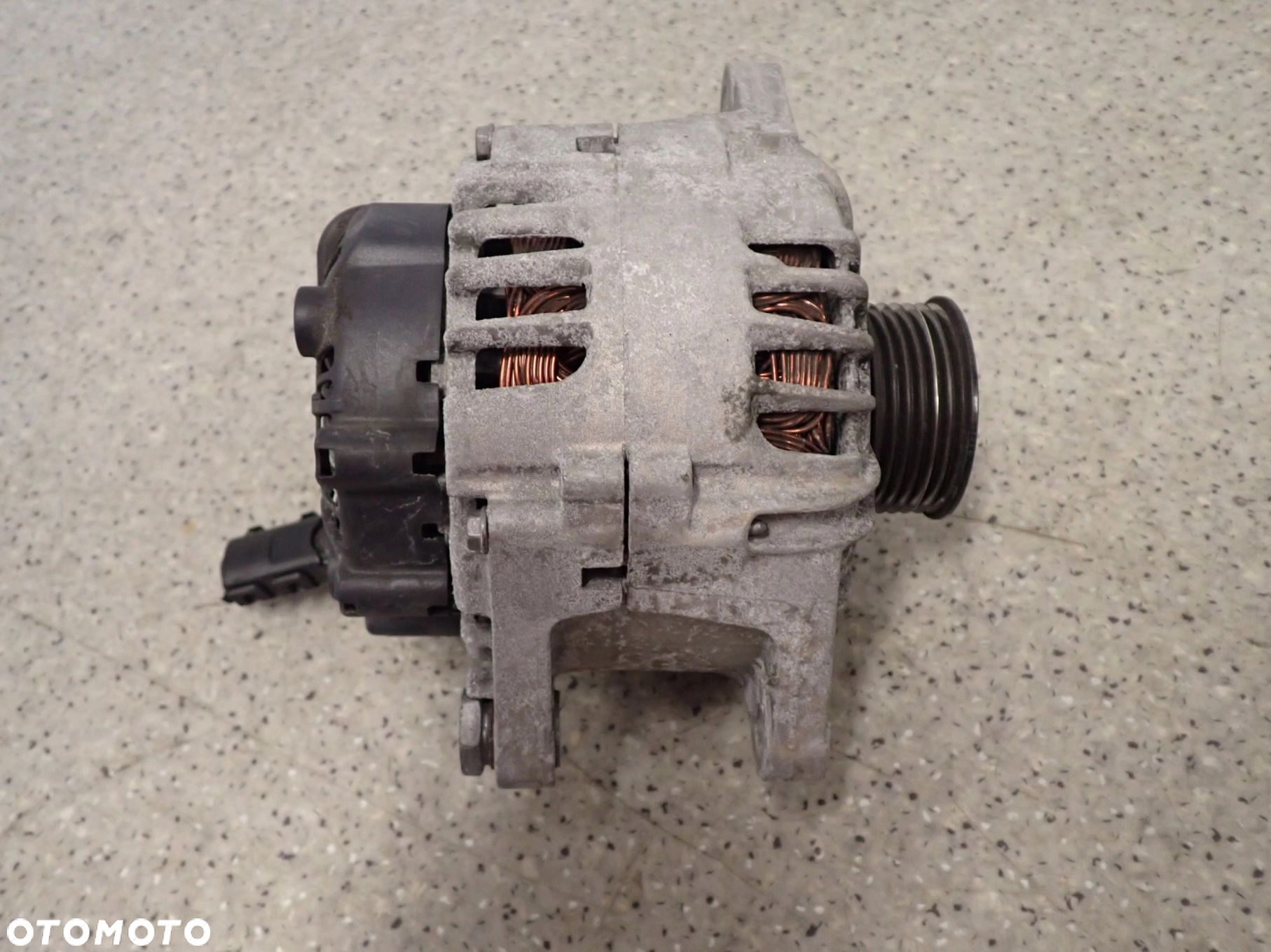 KIA VENGA 09- ALTERNATOR 1.4 BENZYNA - 3