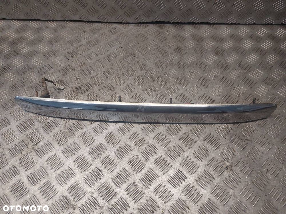 BLENDA KLAPY BAGAŻNIKA NISSAN X-TRAIL I - 4