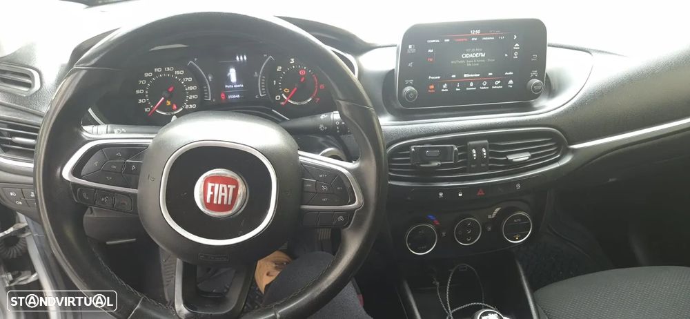 Fiat Tipo Station Wagon 1.3 M-Jet Lounge J17 - 9