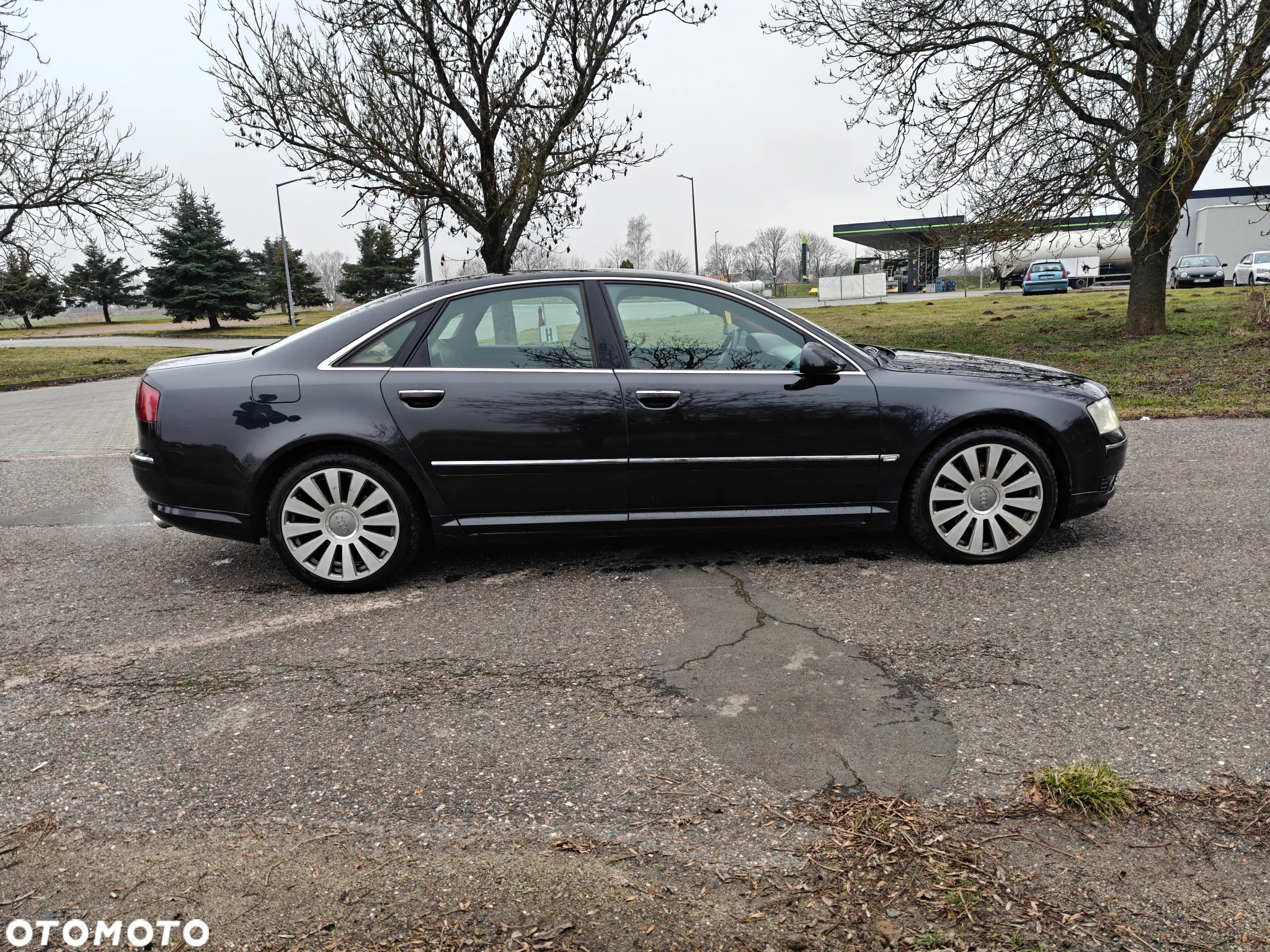 Audi A8 4.2 Quattro - 2