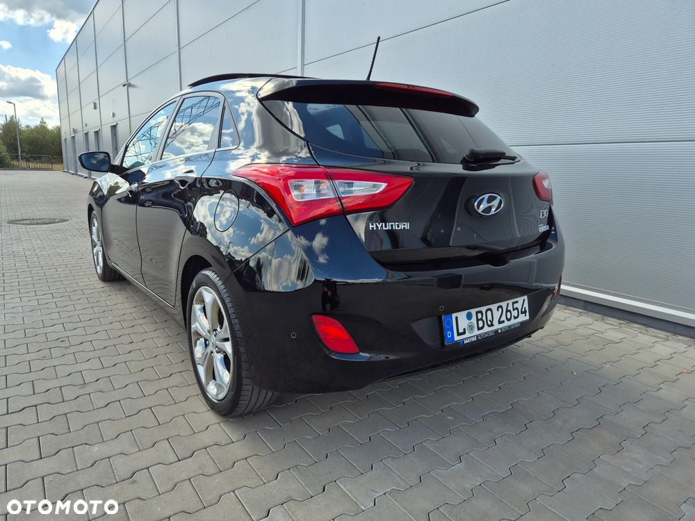 Hyundai i30 blue 1.6 GDI YES Gold - 7