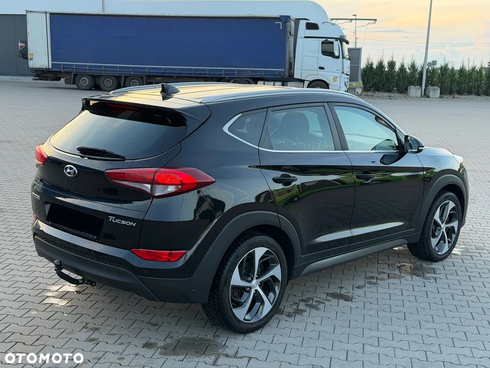 Hyundai Tucson blue 1.7 CRDi 2WD DCT Premium - 12