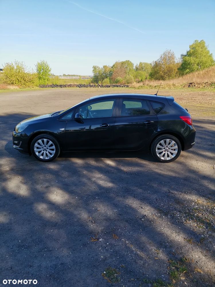 Opel Astra - 18