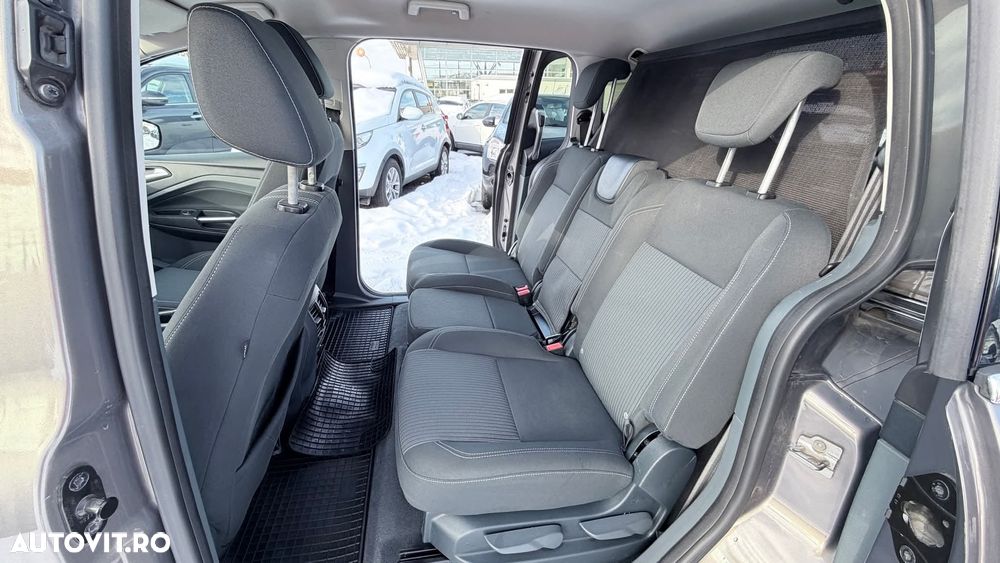 Ford Grand C-Max - 9