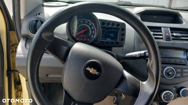 Chevrolet Spark 1.0 LS - 12