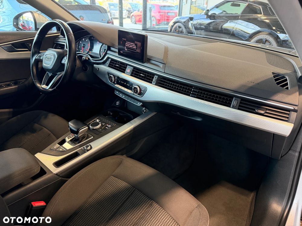 Audi A4 Avant 2.0 TDI DPF clean diesel multitronic Ambition - 20
