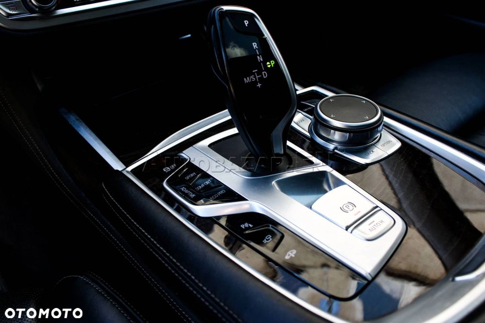 BMW Seria 7 730d xDrive - 18