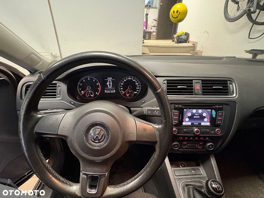 Volkswagen Jetta 1.4 TSI Comfortline - 36