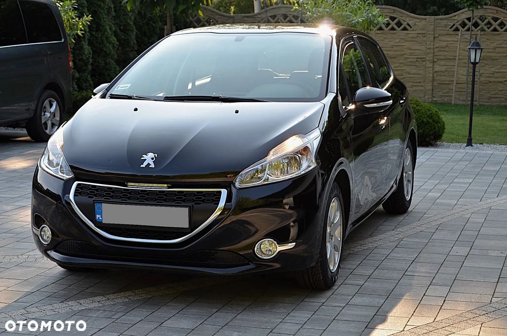 Peugeot 208 1.4 HDi Business Line - 1