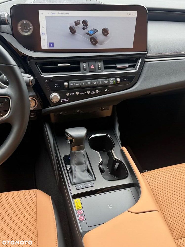 Lexus ES 300h Business Edition - 15