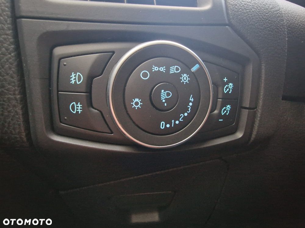 Ford Focus SW 2.0 TDCi Titanium ASS - 29