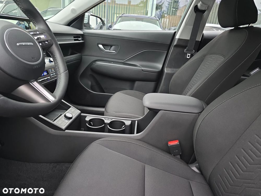 Hyundai Kona 1.6 GDI Hybrid Executive DCT - 24