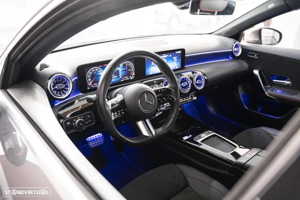 Mercedes-Benz A 250 Limousine - 9