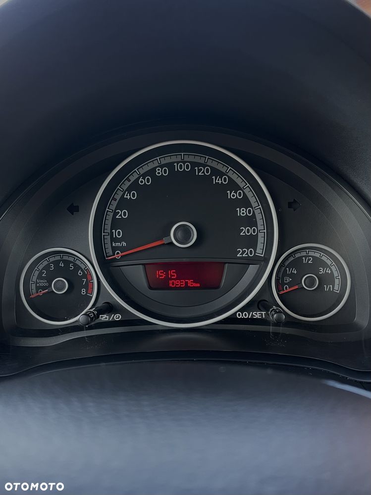 Volkswagen up! 1.0 move - 16