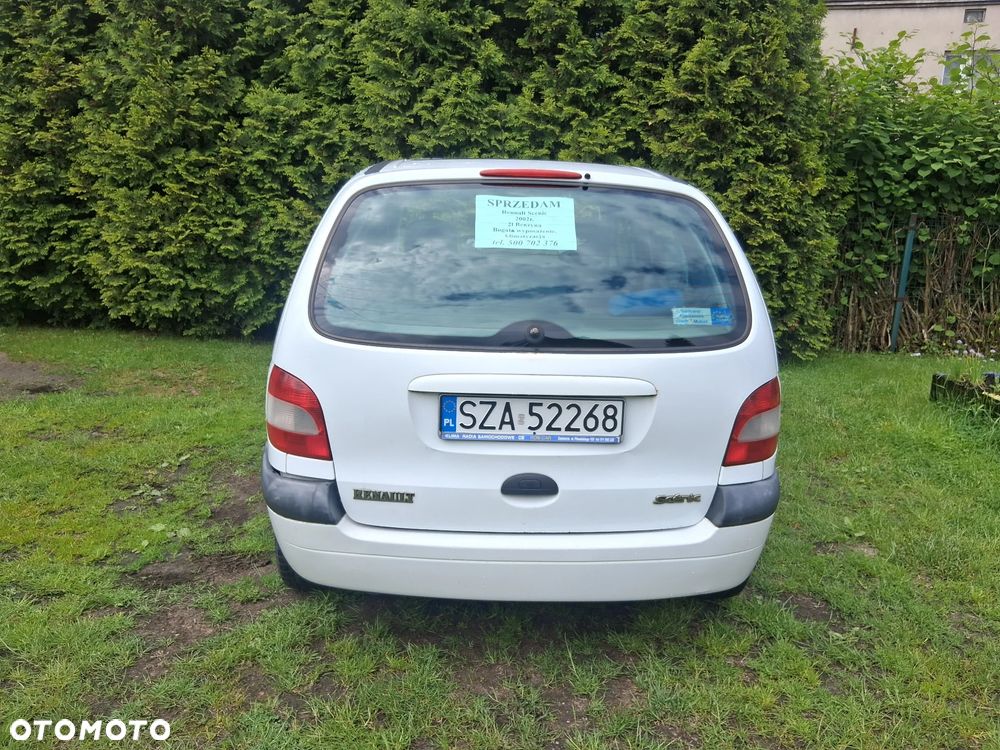 Renault Scenic 2.0 16V Expression - 11