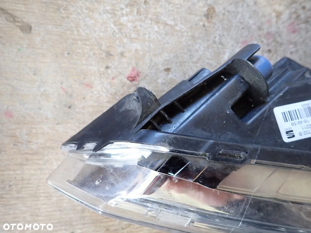 SEAT LEON III LIFT ATECA CUPRA HALOGEN LED DRL PRAWY 5F0941702B - 5