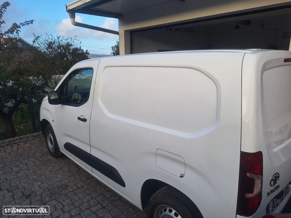 Toyota Proace city - 13