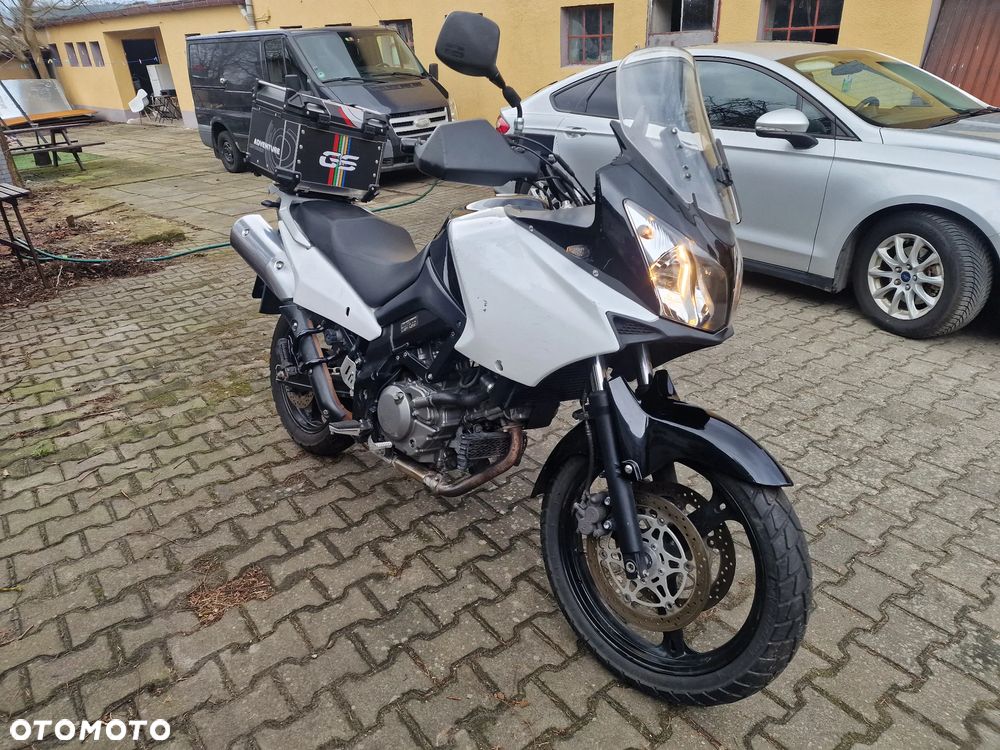 Suzuki V-STROM - 2