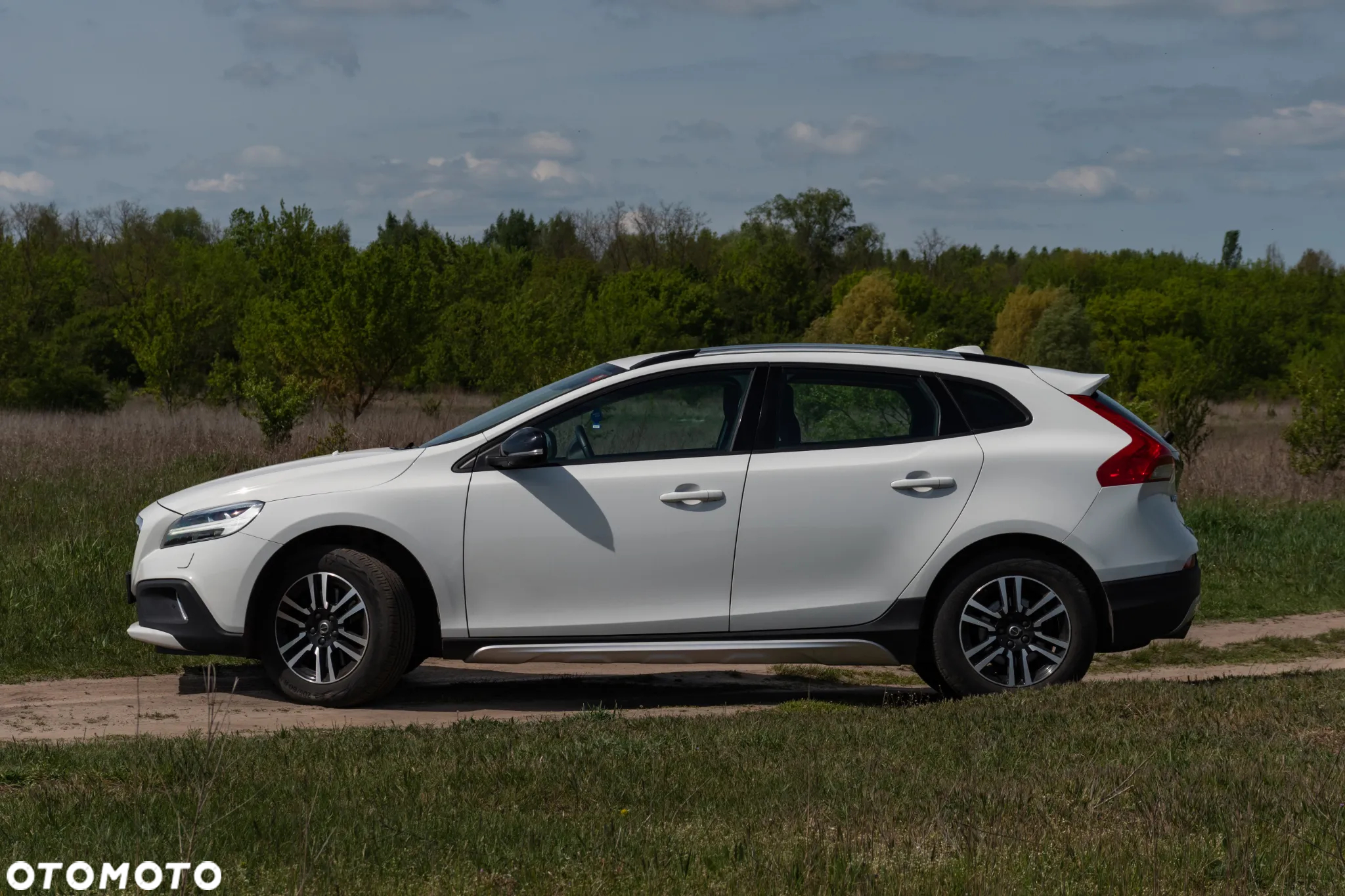 Volvo V40 T3 Drive-E Momentum - 5