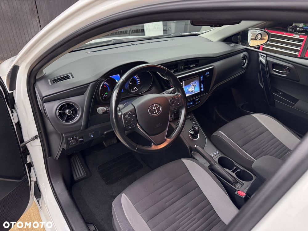 Toyota Auris - 7