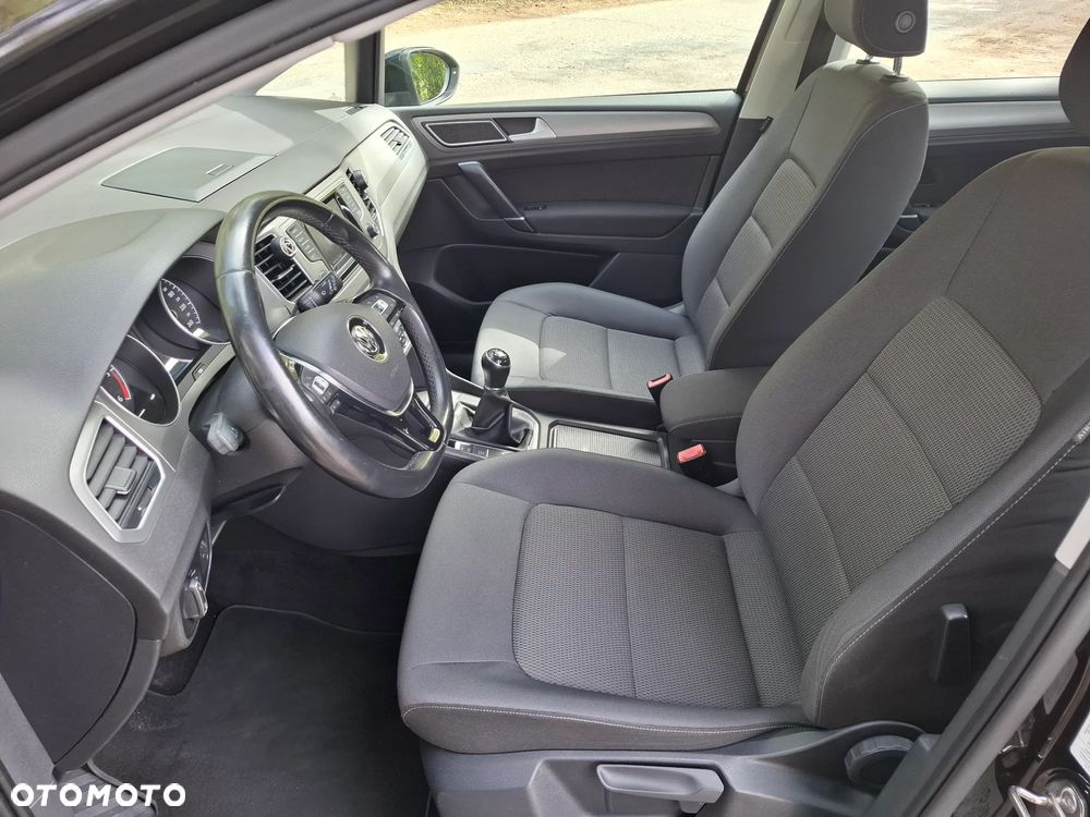 Volkswagen Golf 1.6 TDI 4Motion BlueMotion Technology Lounge - 11