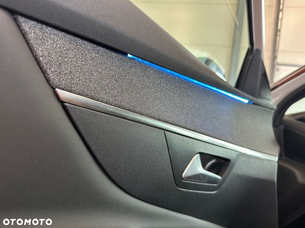 Peugeot 3008 1.6 PureTech GPF GT Line S&S EAT8 - 27