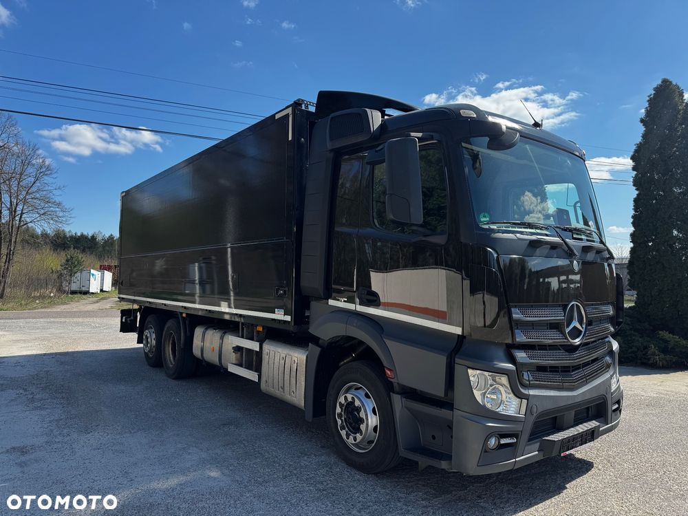 Mercedes-Benz Actros - 2