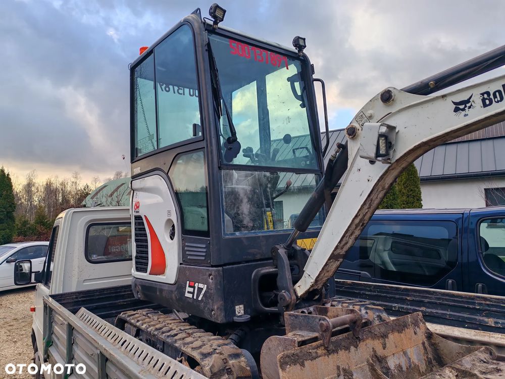 Bobcat E17 - 2