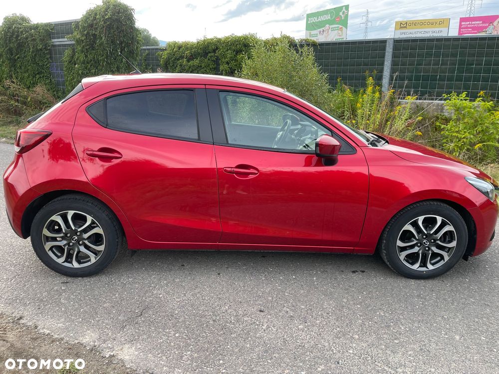 Mazda 2 - 3