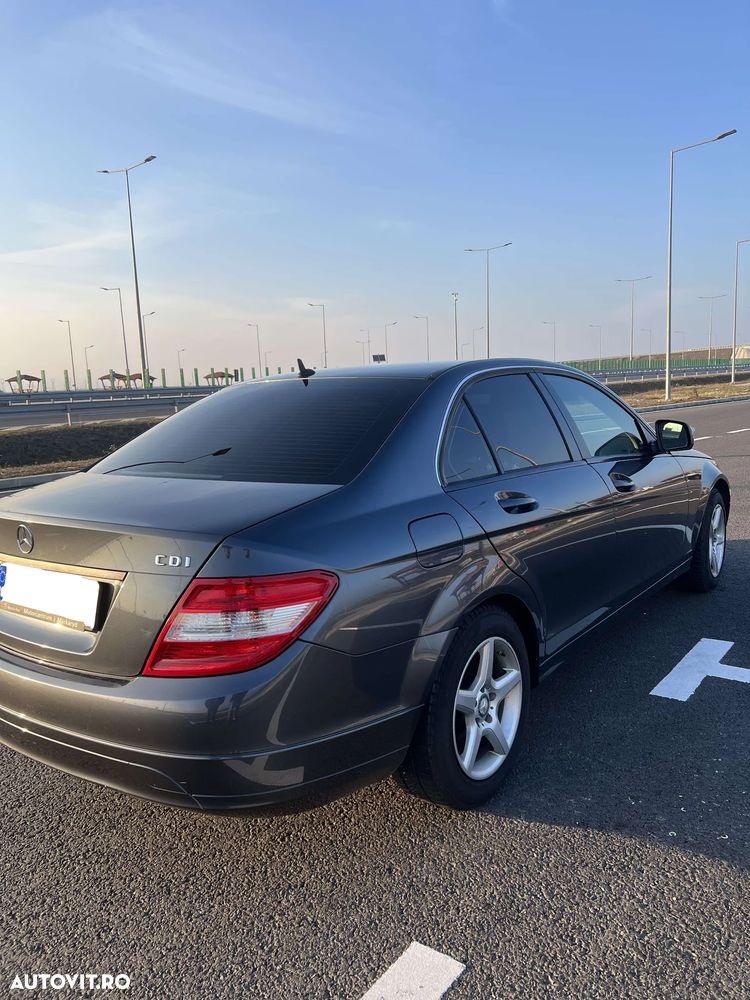 Mercedes-Benz C 220 CDI - 6
