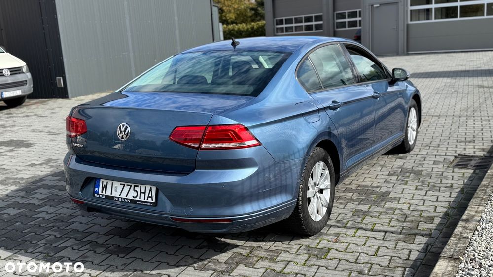 Volkswagen Passat - 5
