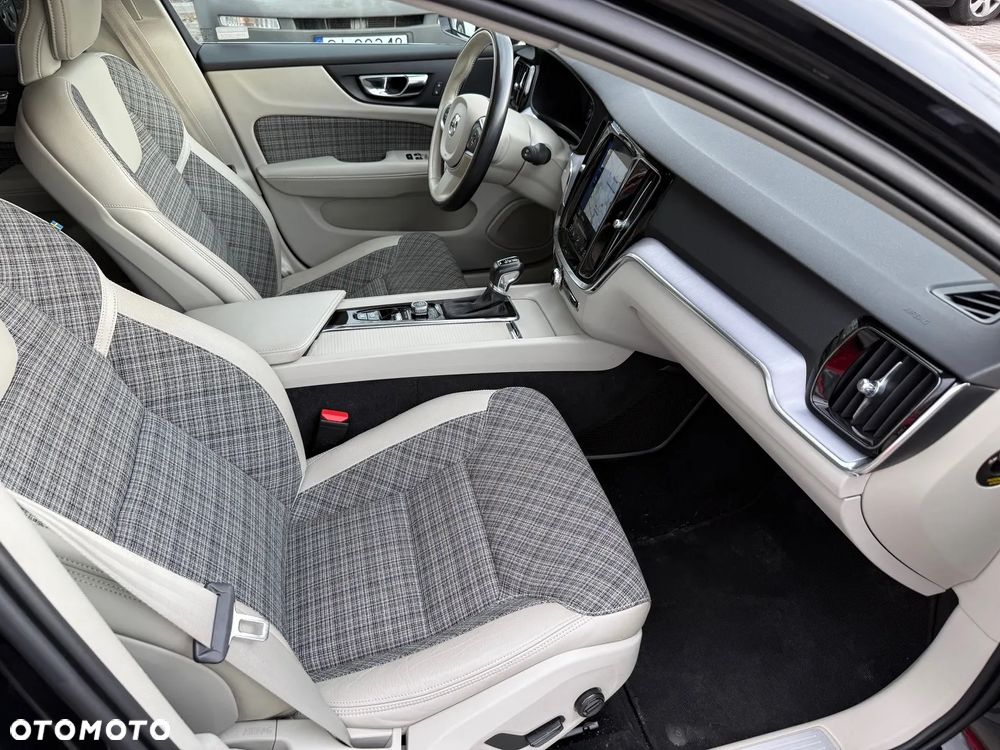Volvo V60 - 20