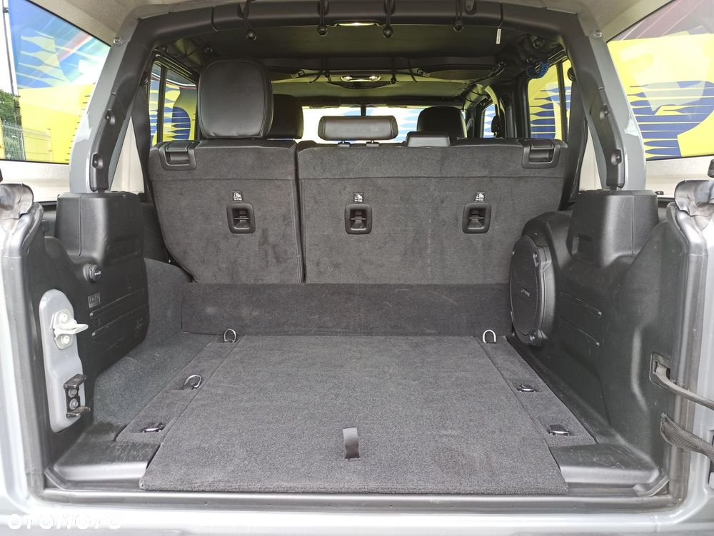 Jeep Wrangler - 9