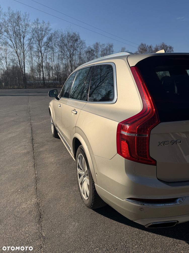 Volvo XC 90 D5 AWD Geartronic Inscription - 4
