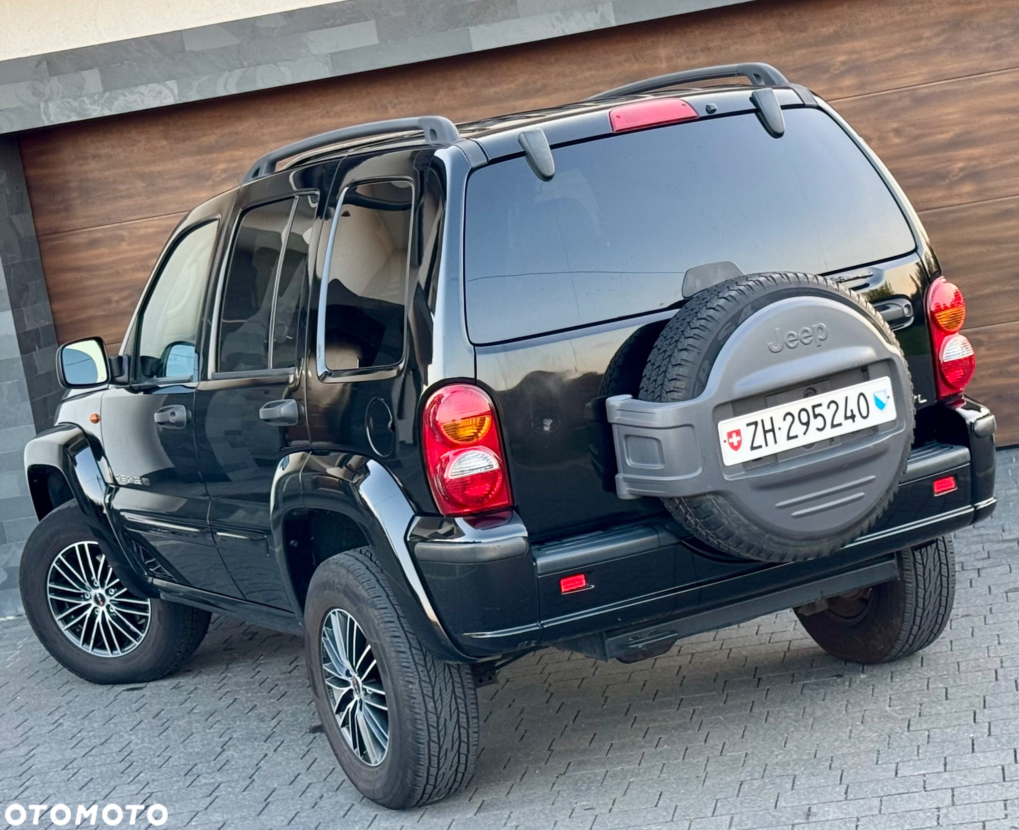 Jeep Cherokee 3.7L Limited - 7