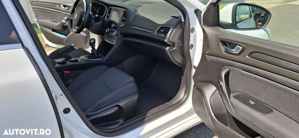 Renault Megane ENERGY dCi 90 EXPERIENCE - 13
