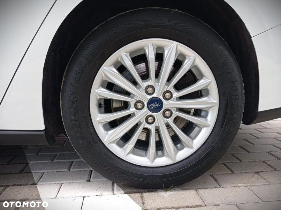 Ford Focus - 9