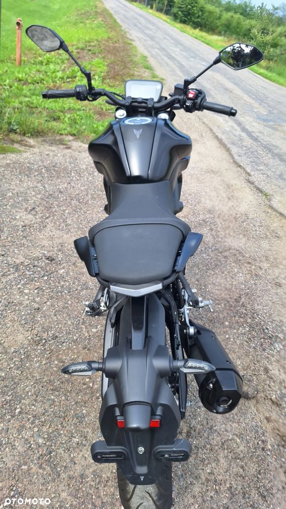 Yamaha MT - 9