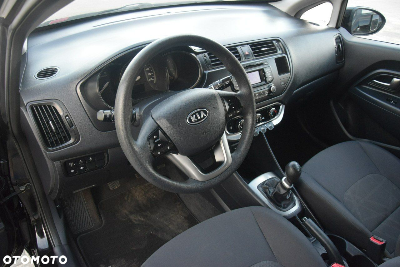 Kia Rio - 19