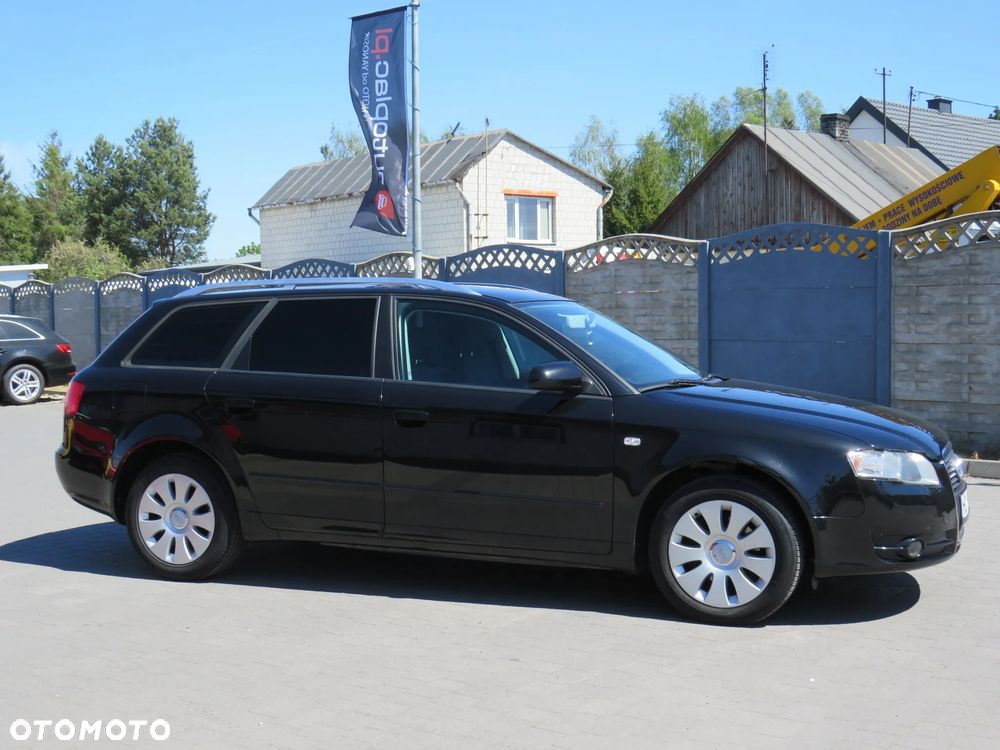 Audi A4 Avant - 11
