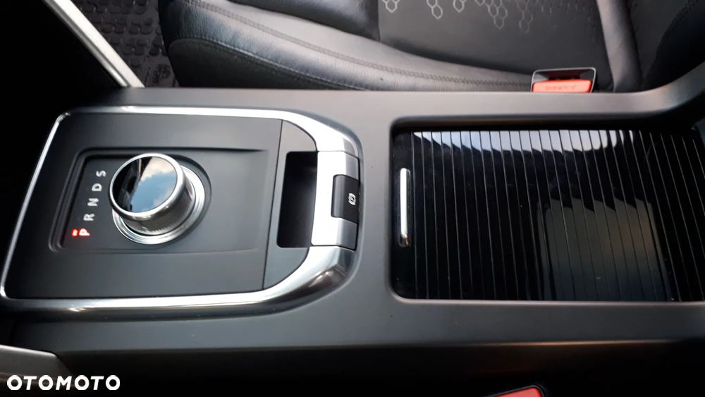 Land Rover Discovery Sport 2.0 TD4 SE - 23