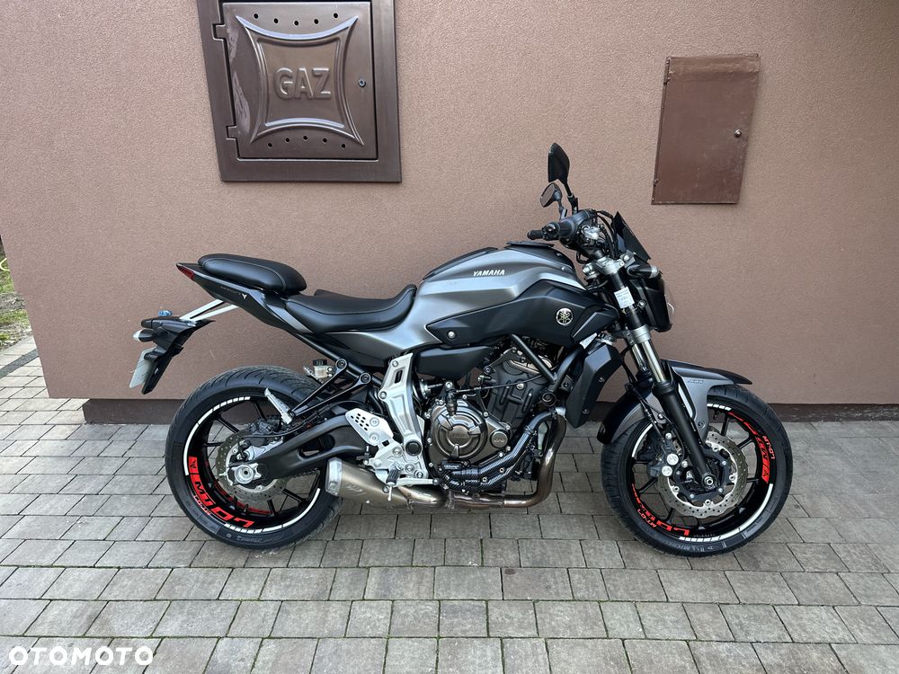 Yamaha MT - 1