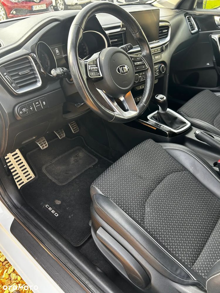 Kia Ceed Cee'd 1.4 L Business Line - 9