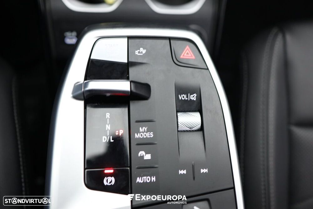 BMW X1 sDrive18d xLine - 18