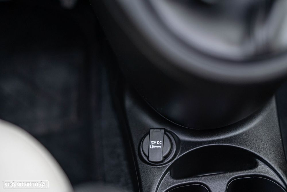 Fiat 500C 1.0 Hybrid Star - 41