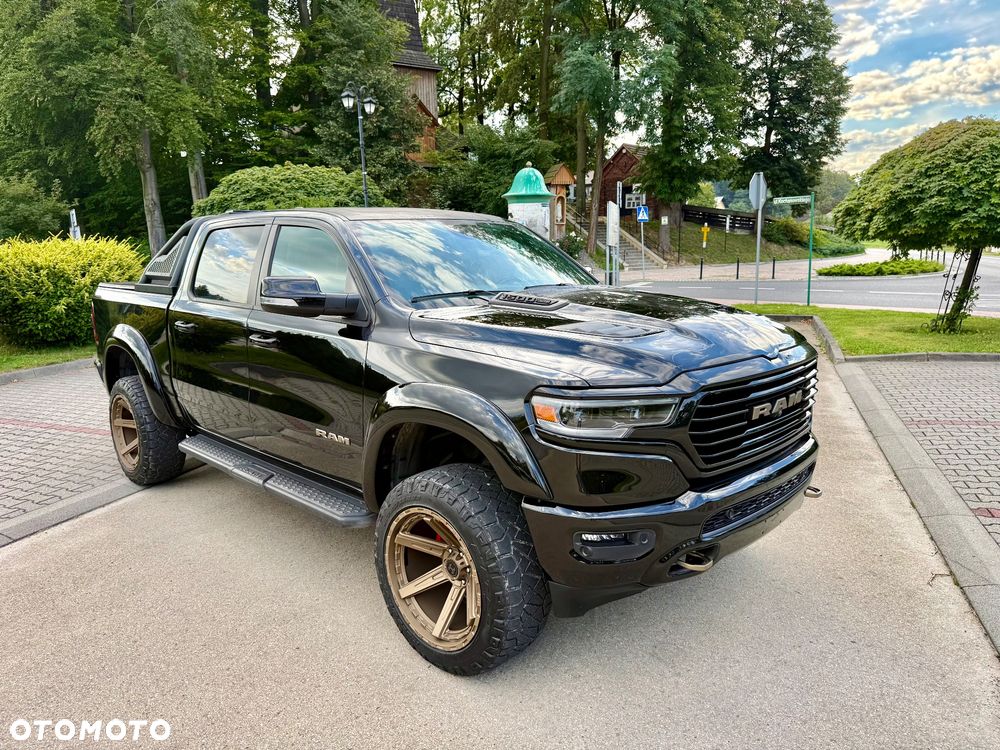 RAM 1500 Crew Cab Sport - 12