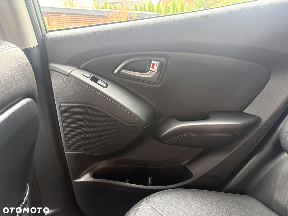 Hyundai ix35 2.0 4WD Trend - 21