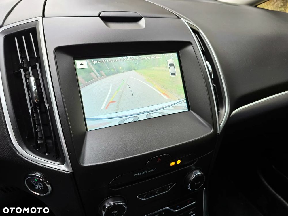 Ford S-Max - 19